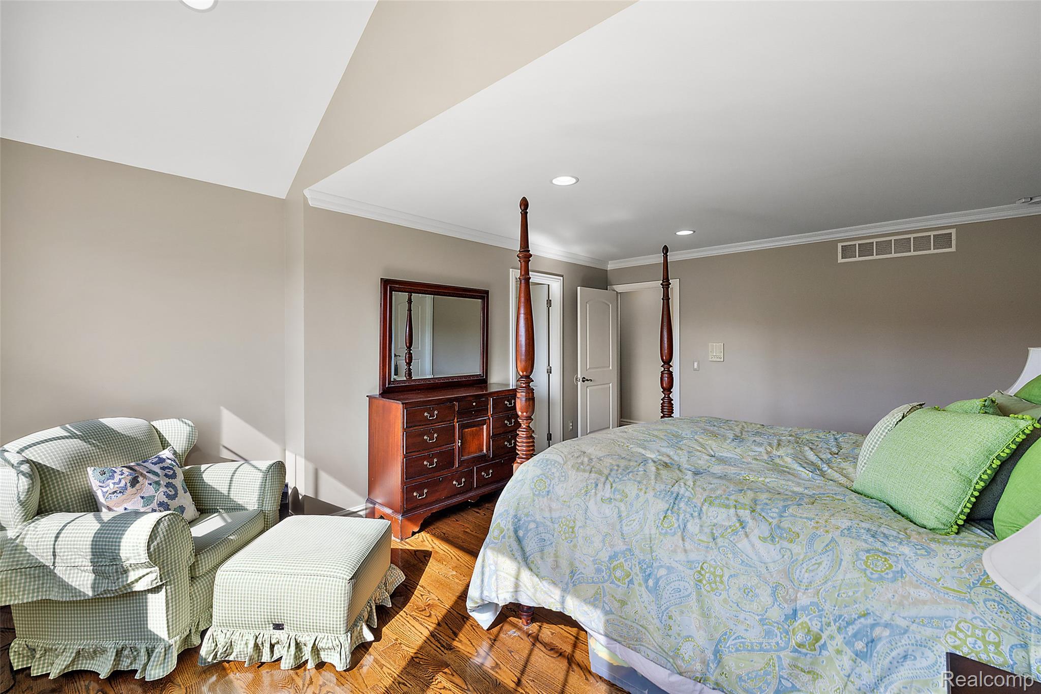1370 Fieldway Drive Property Photo 29