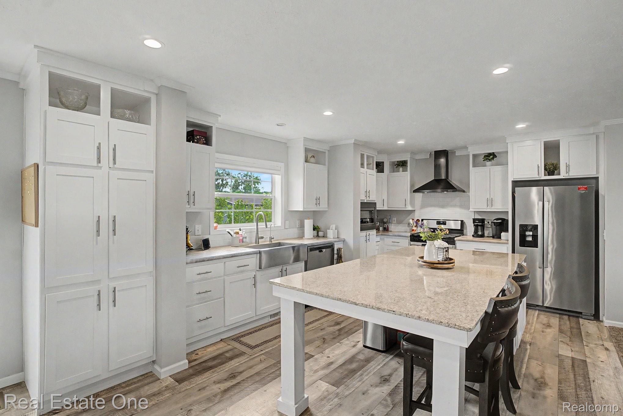 6435 Prince Blvd Property Photo 1