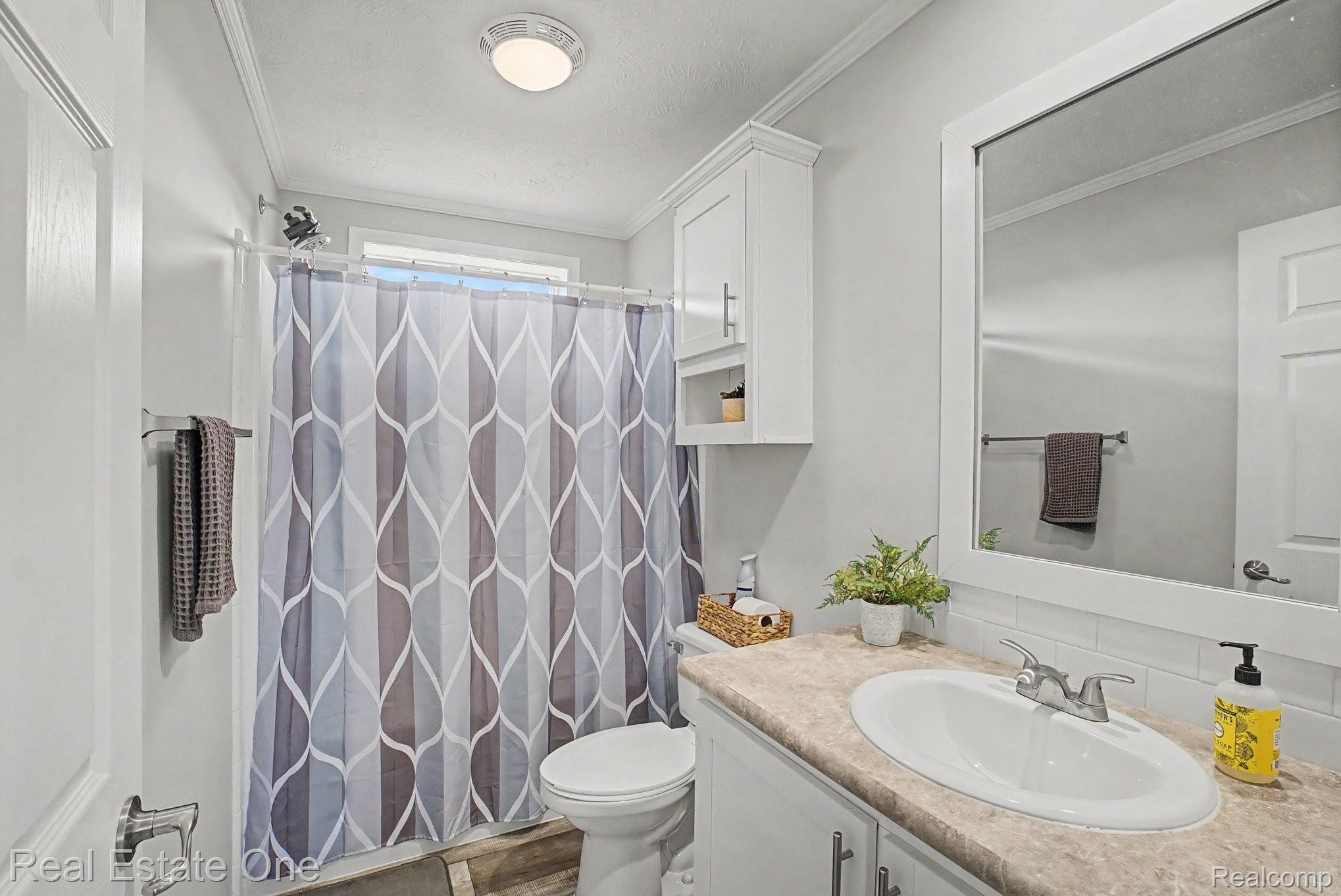 6435 Prince Blvd Property Photo 12