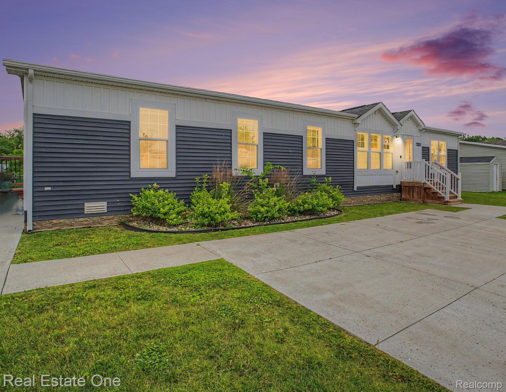 6435 Prince Blvd Property Photo 15