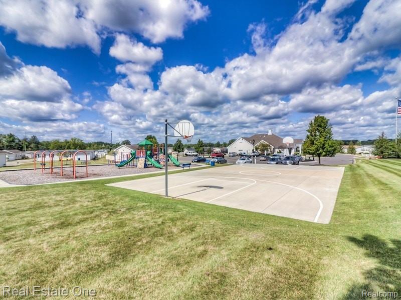 6435 Prince Blvd Property Photo 22