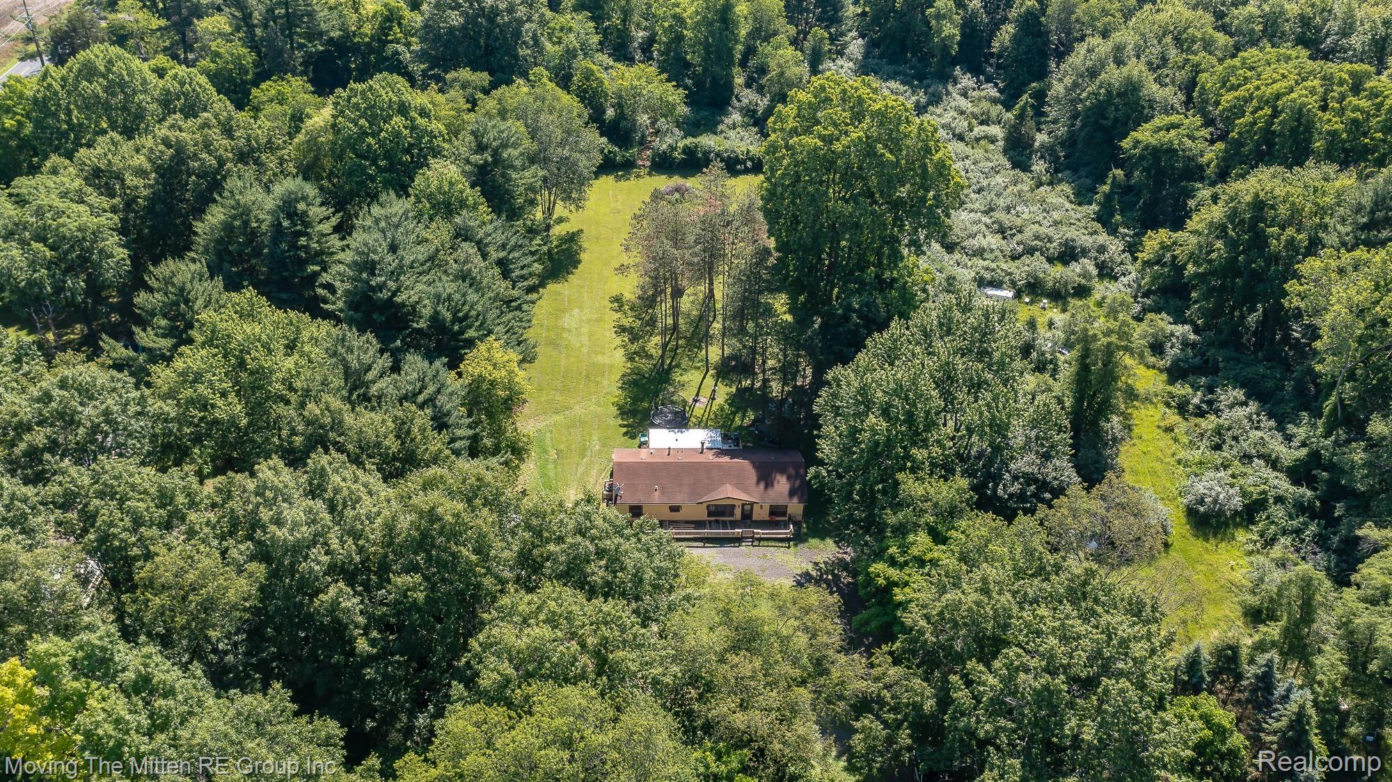 1422 Ridge Road Property Photo 4