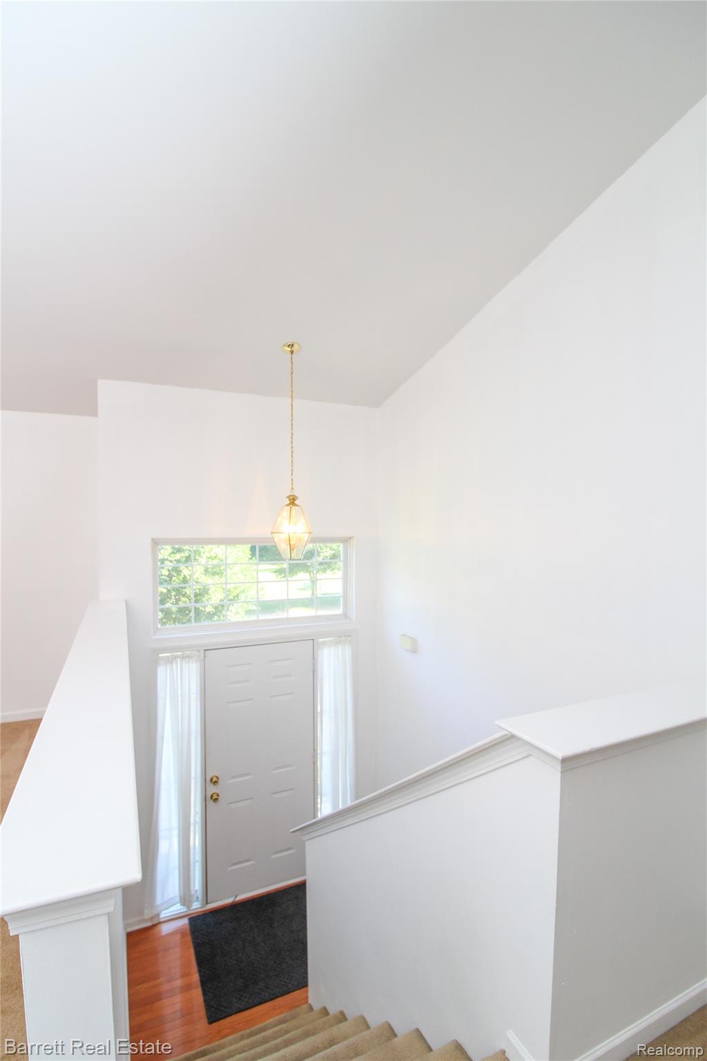 39119 Clocktower Drive Property Photo 4