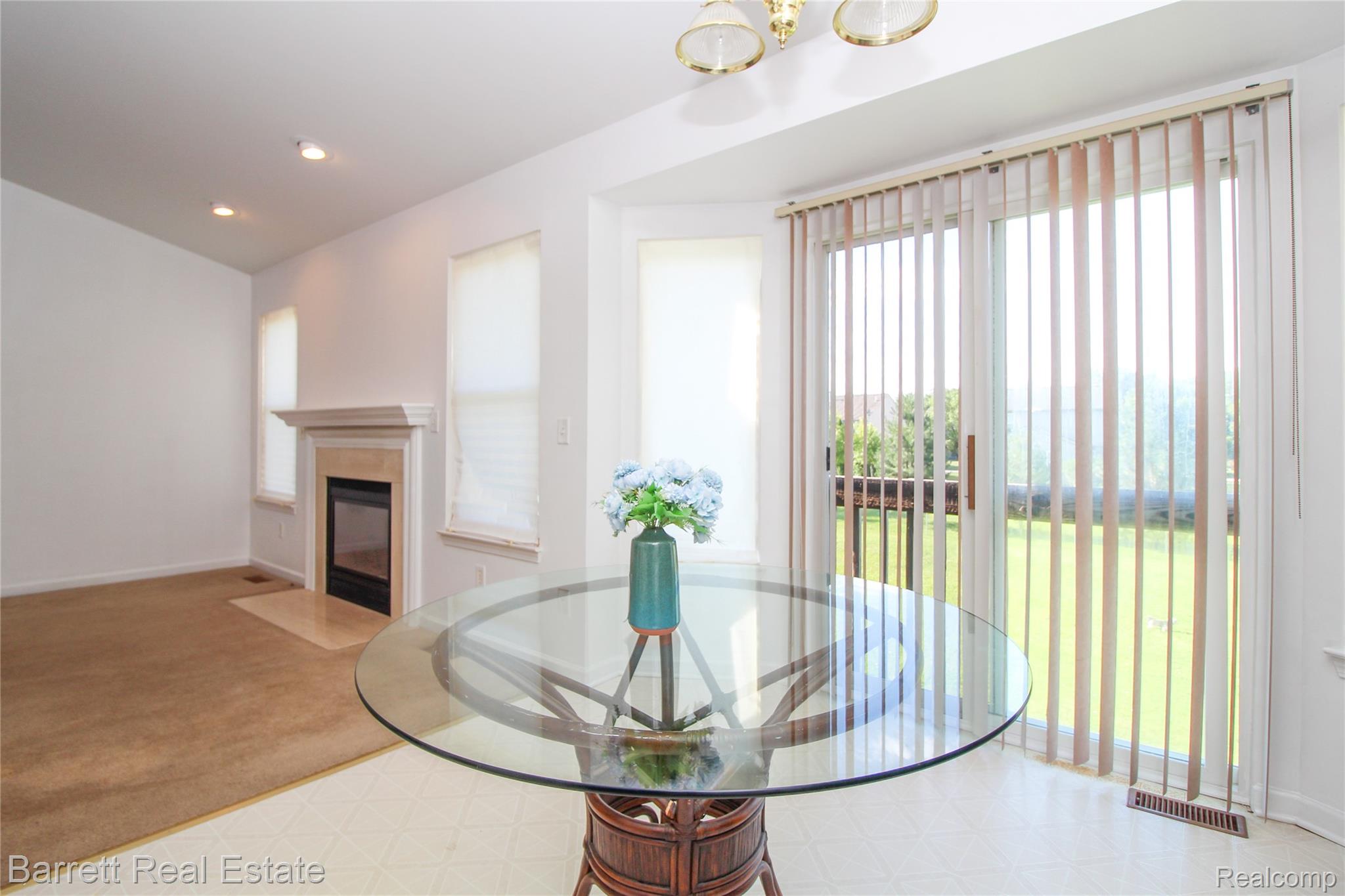 39119 Clocktower Drive Property Photo 10