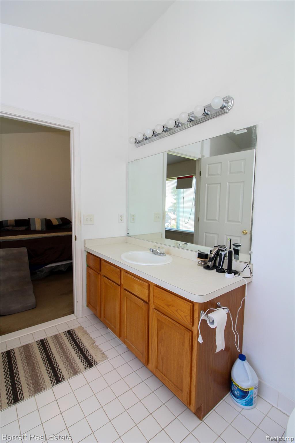 39119 Clocktower Drive Property Photo 21
