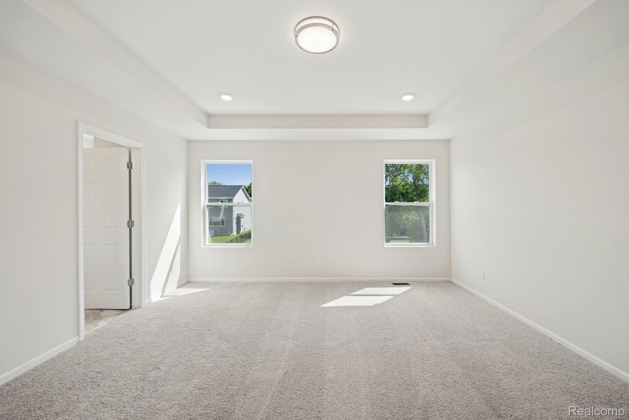 368 Edge Brook Drive Property Photo 11
