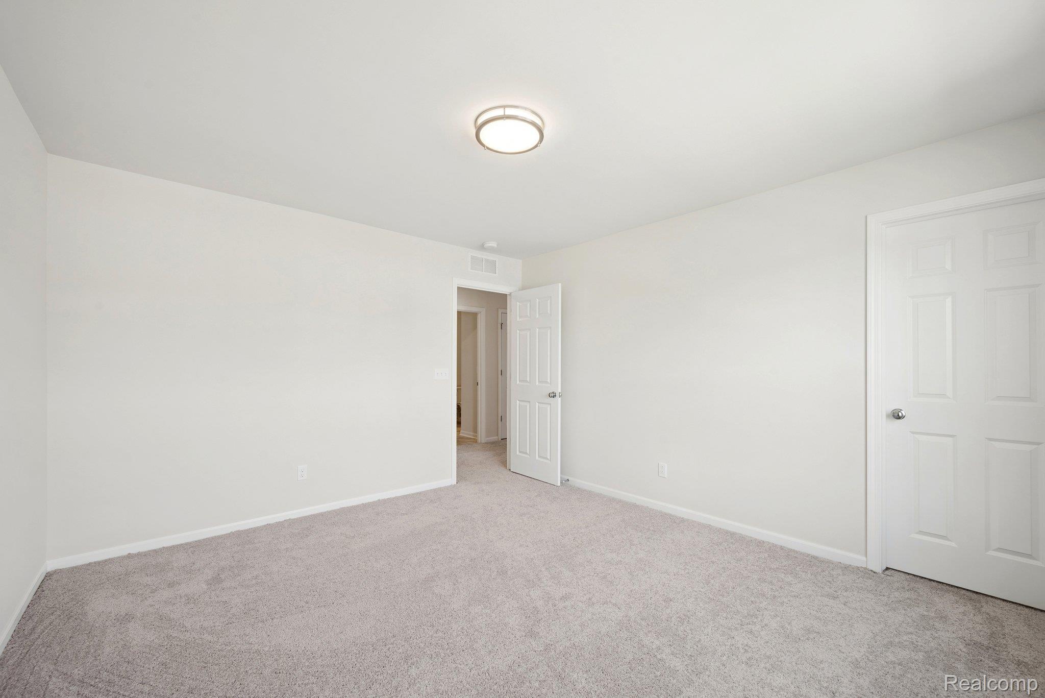 368 Edge Brook Drive Property Photo 19