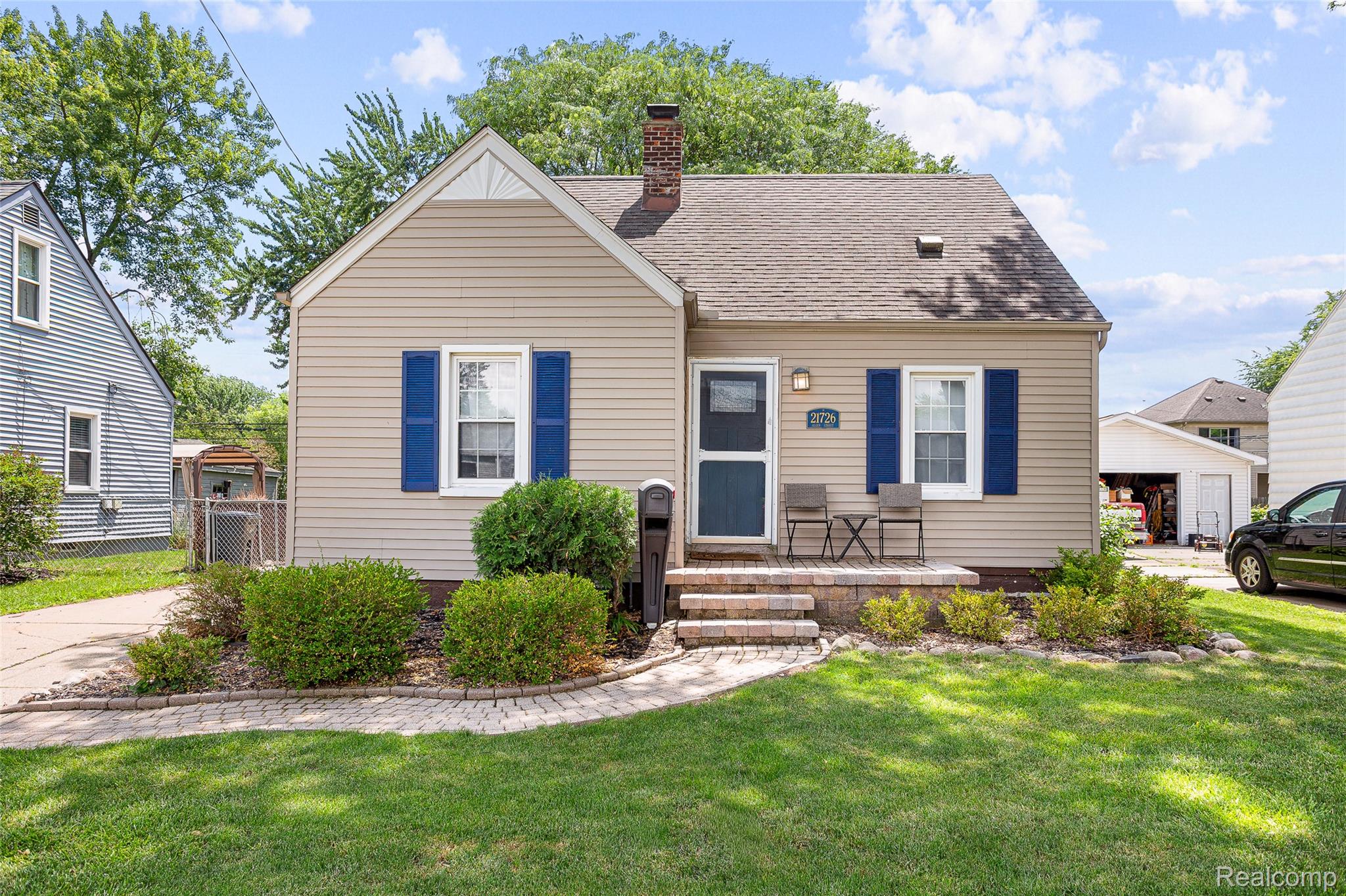 21726 Alger Street Property Photo 1