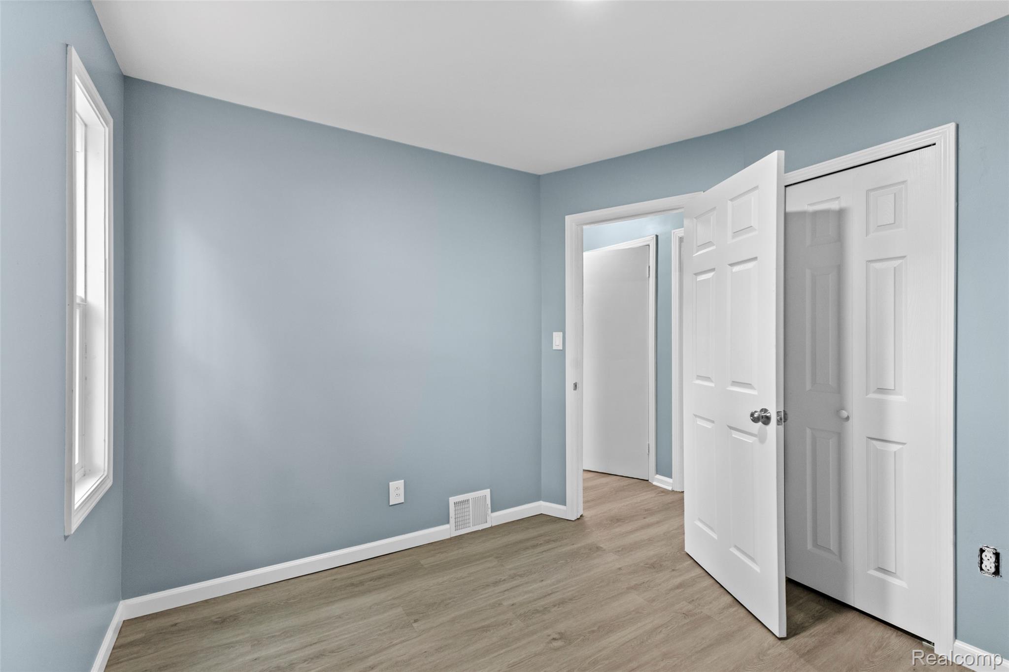 8310 Whitcomb Street Property Photo 19