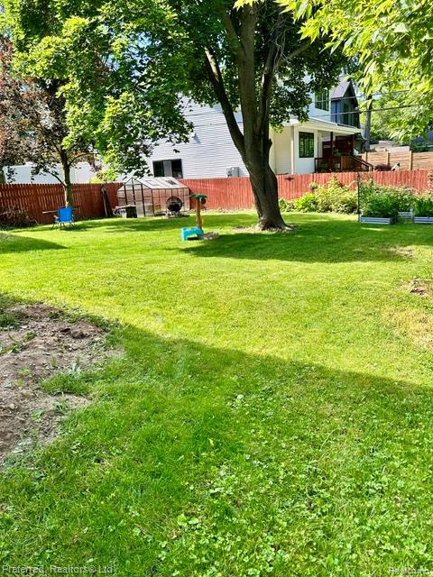 3121 Dexter Road Property Photo 6