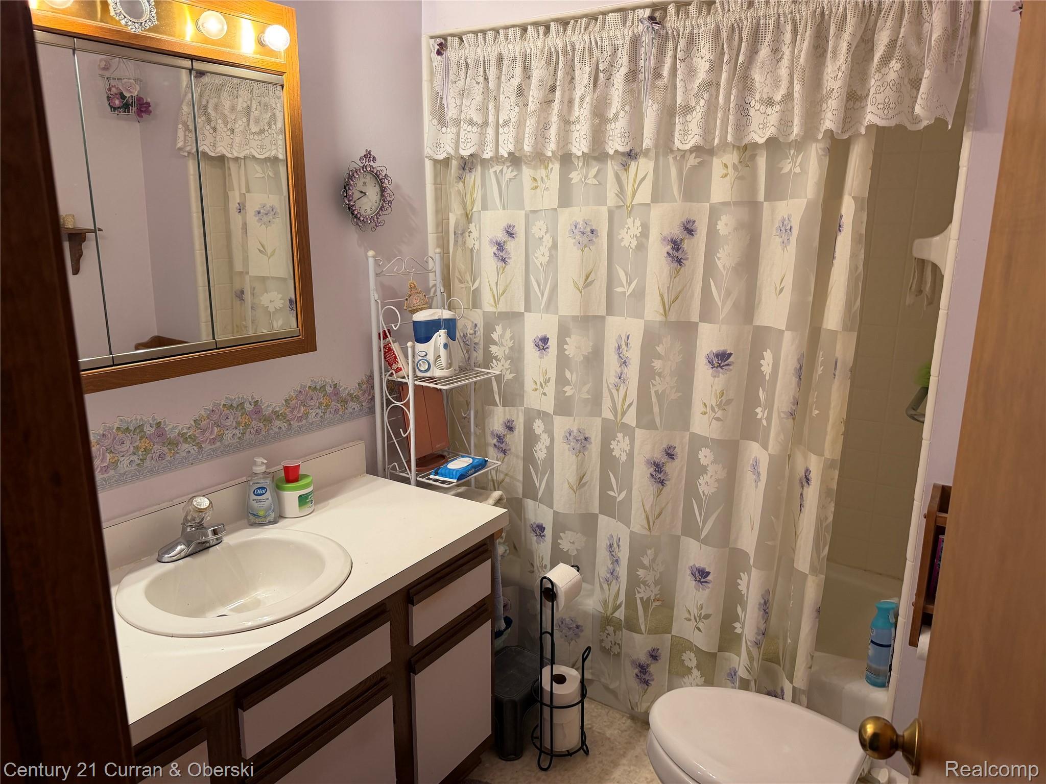 1454 Shoemaker Drive Property Photo 8