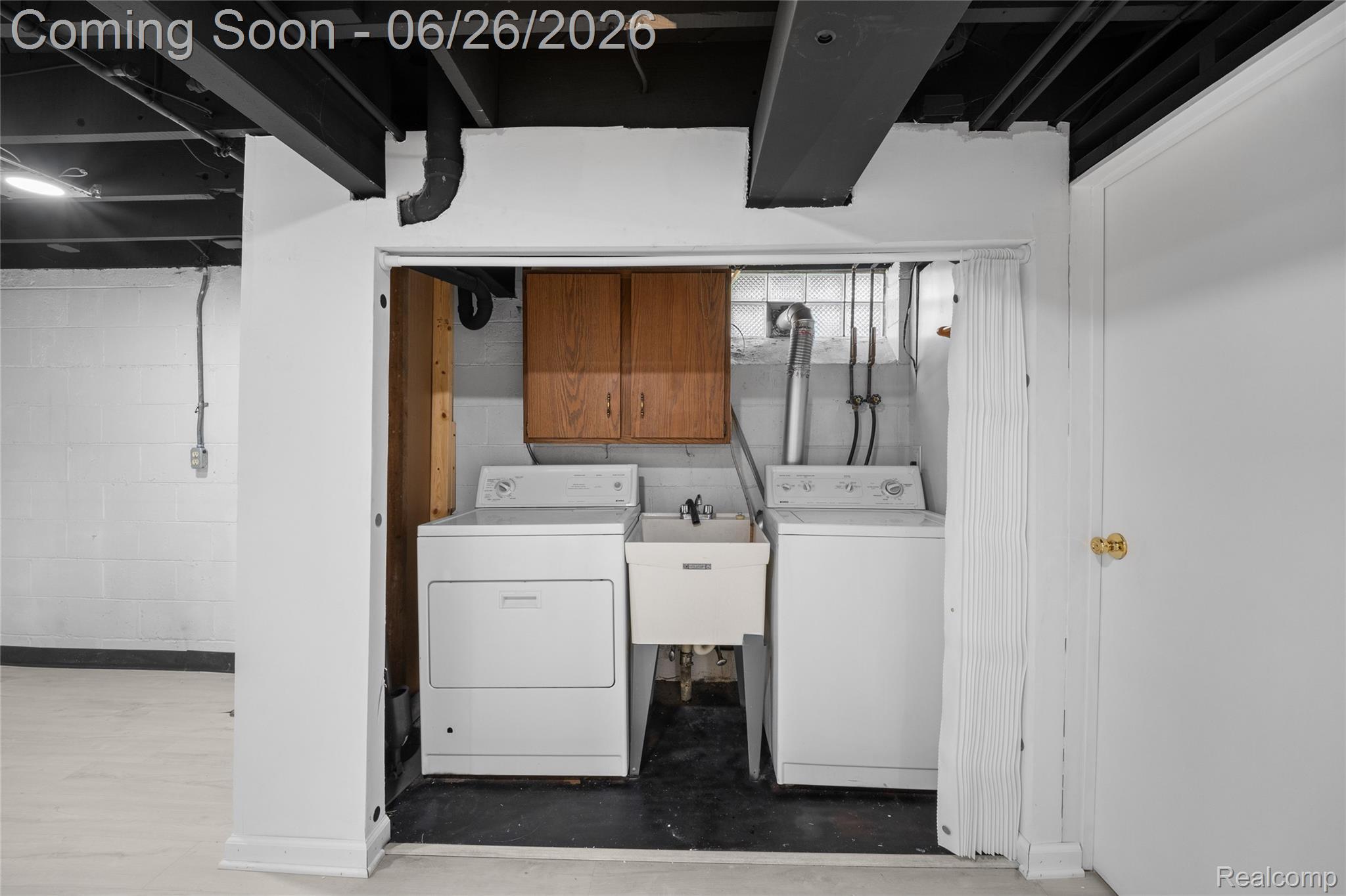 2604 Venice Street Property Photo 21