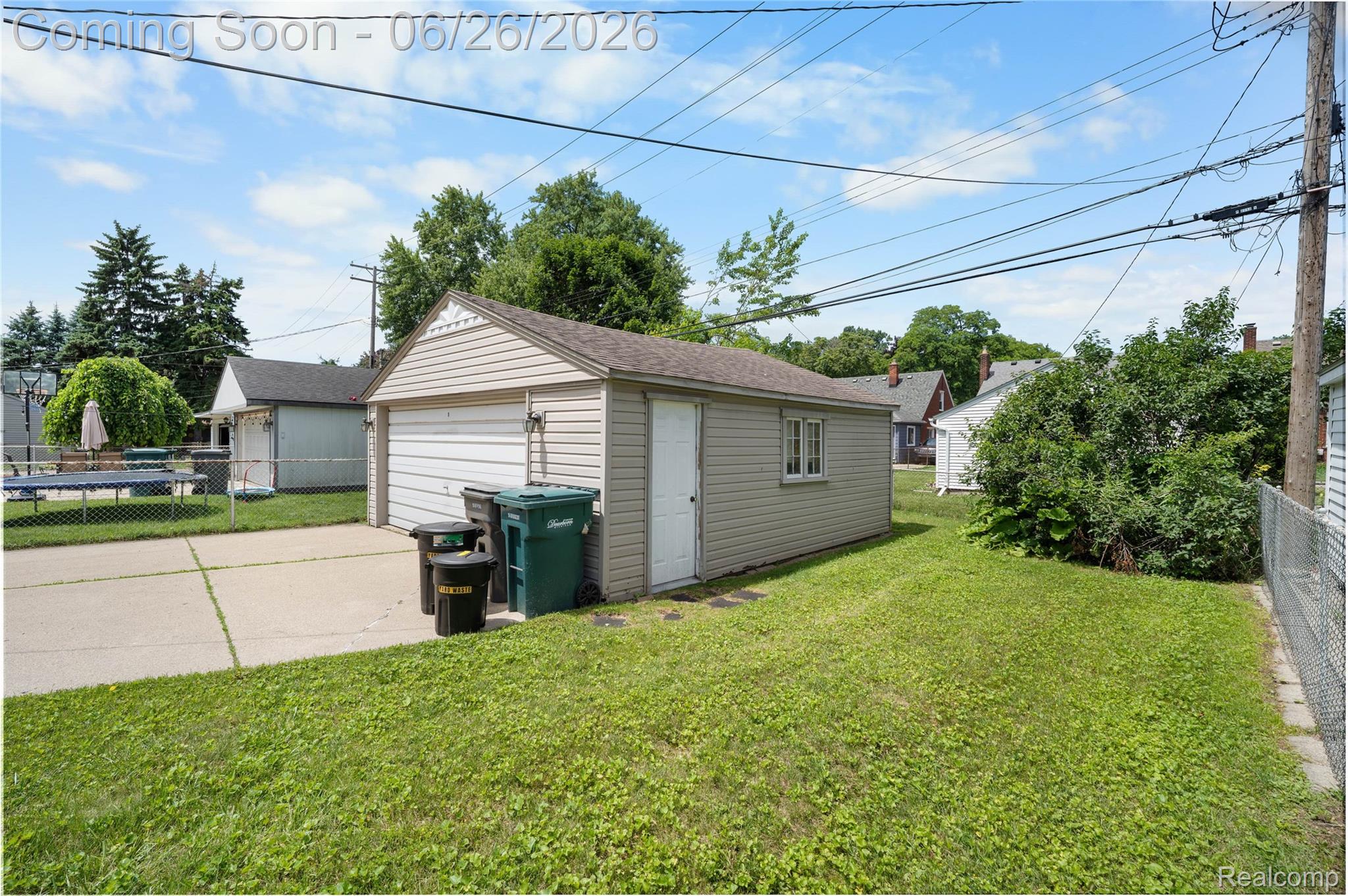 2604 Venice Street Property Photo 26