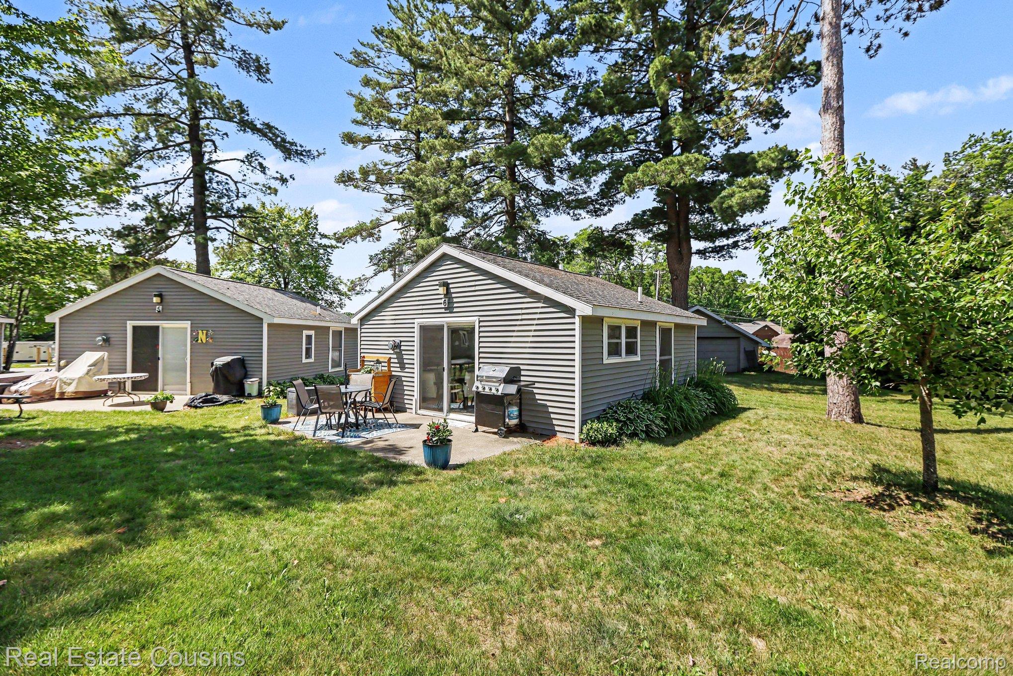 80 Locust Lane Property Photo 2