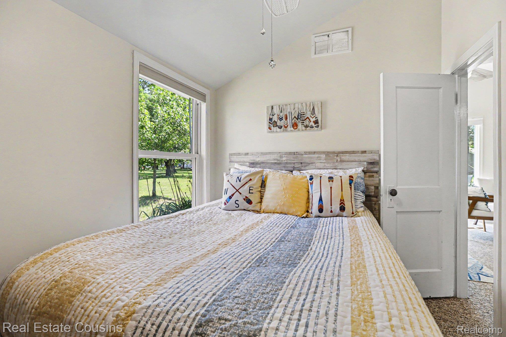 80 Locust Lane Property Photo 10