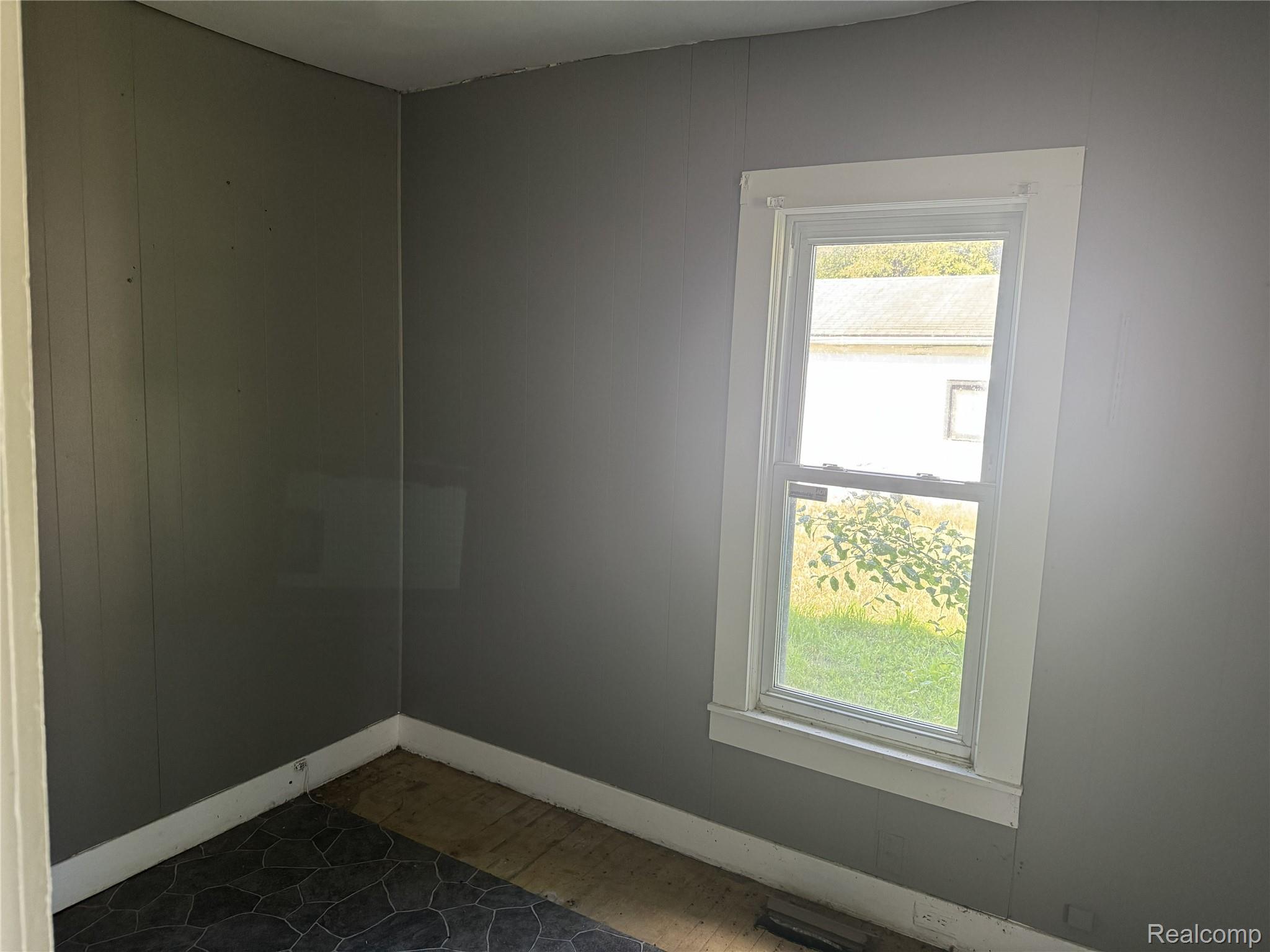 2418 Morris Street Property Photo 3