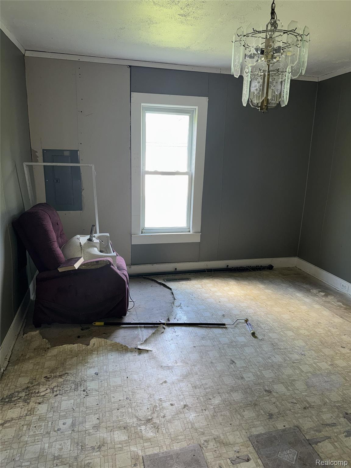2418 Morris Street Property Photo 5