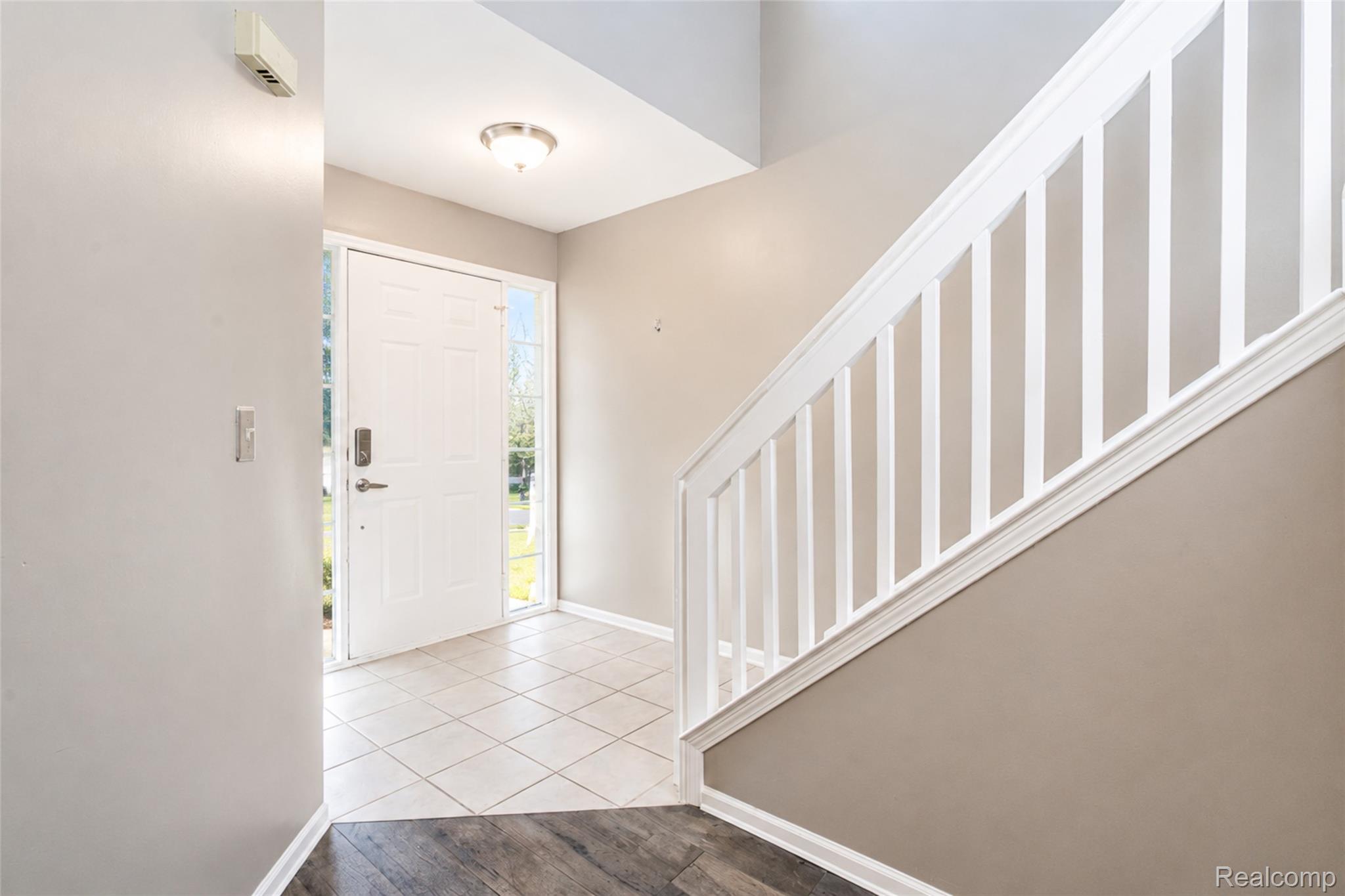22733 Coachlight Circle Property Photo 6