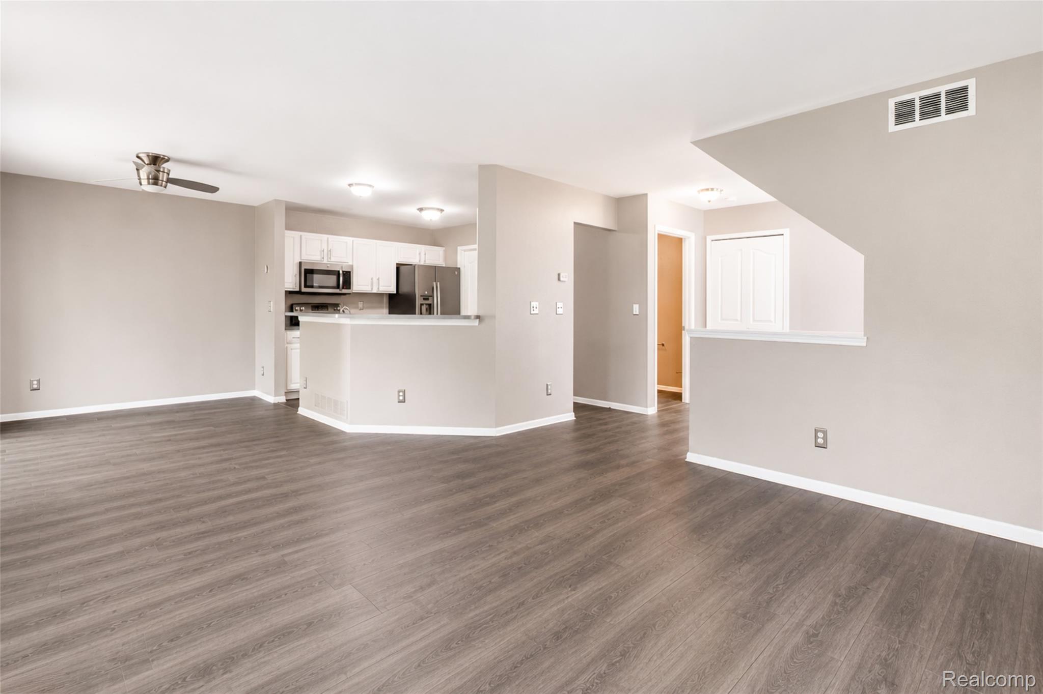 22733 Coachlight Circle Property Photo 20