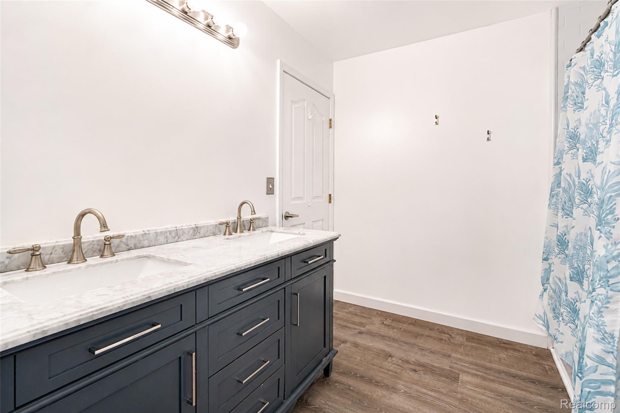 22733 Coachlight Circle Property Photo 25