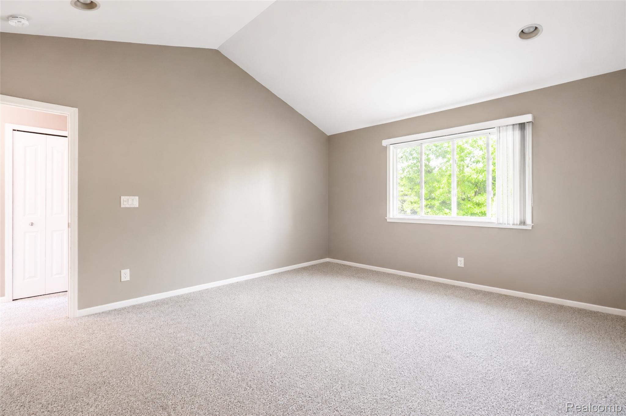 22733 Coachlight Circle Property Photo 27