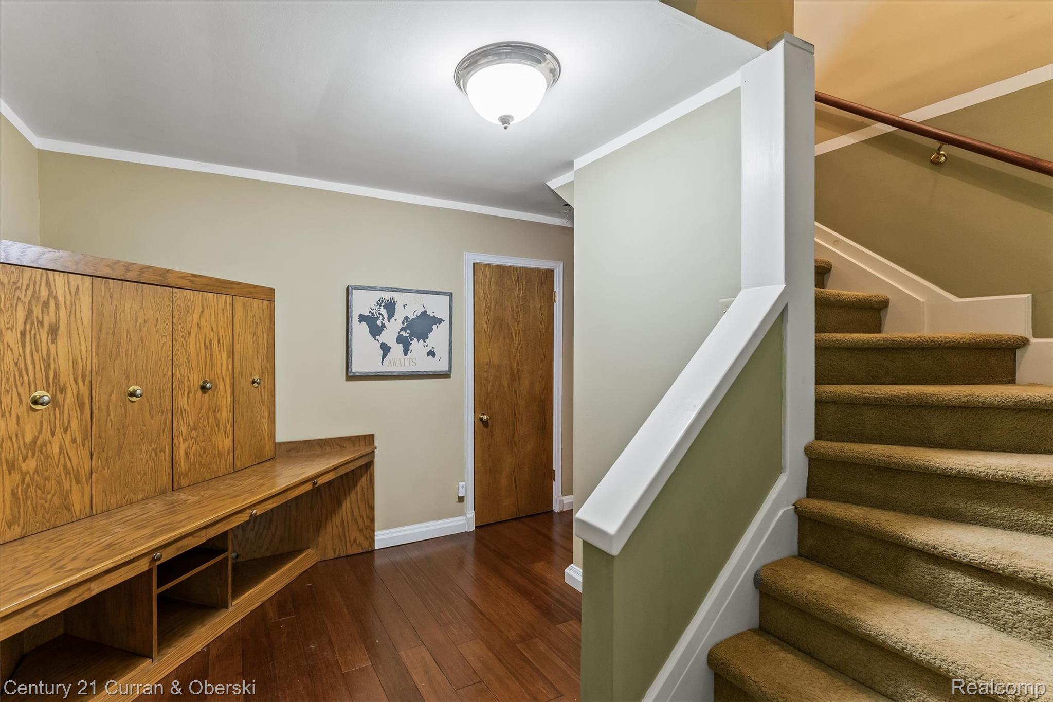 660 N Sheldon Road Property Photo 22