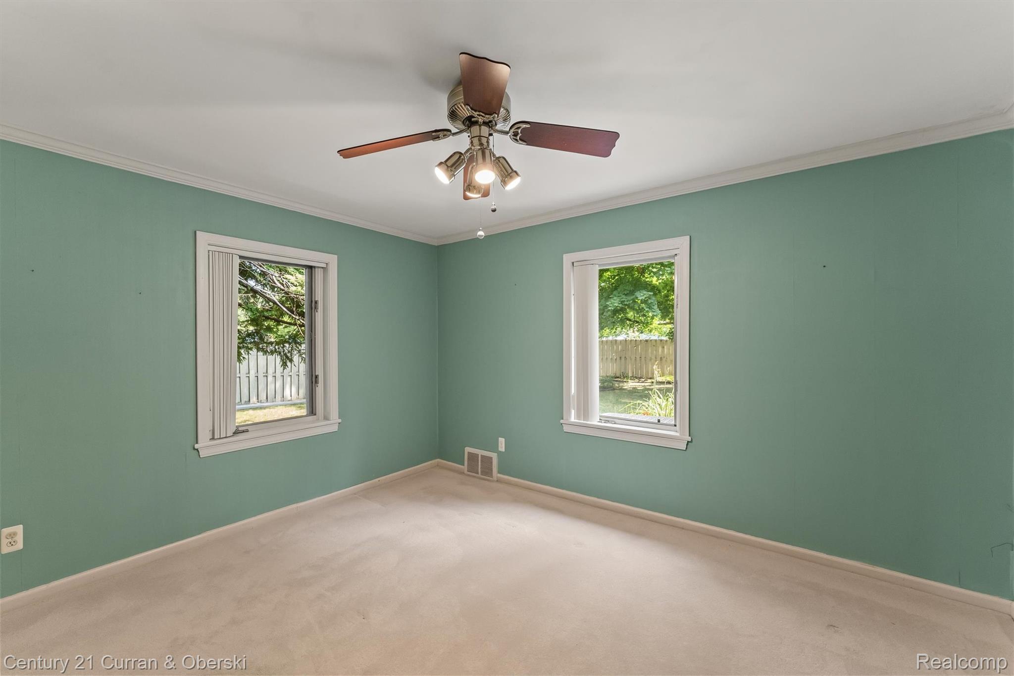 660 N Sheldon Road Property Photo 25