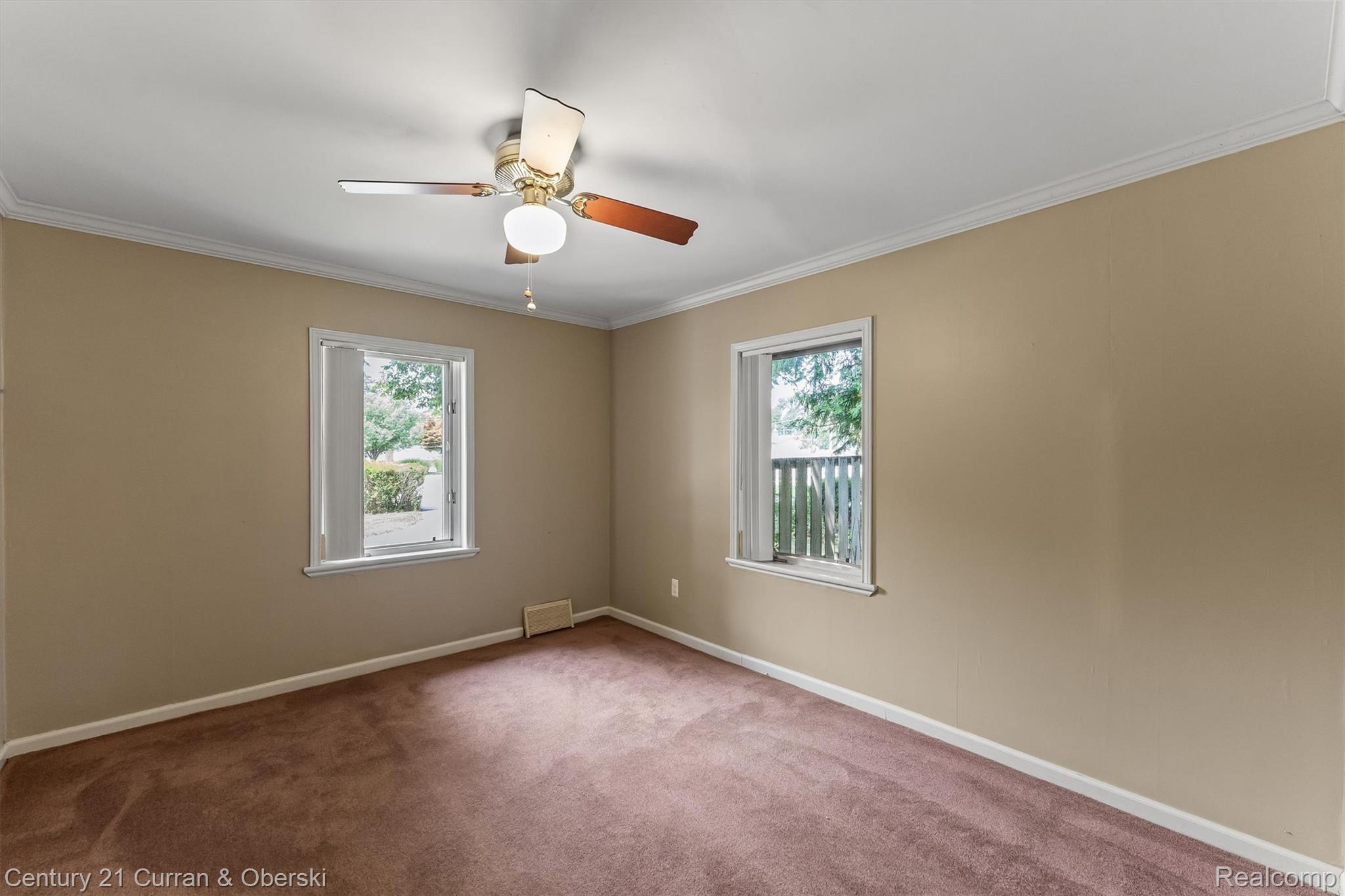 660 N Sheldon Road Property Photo 26