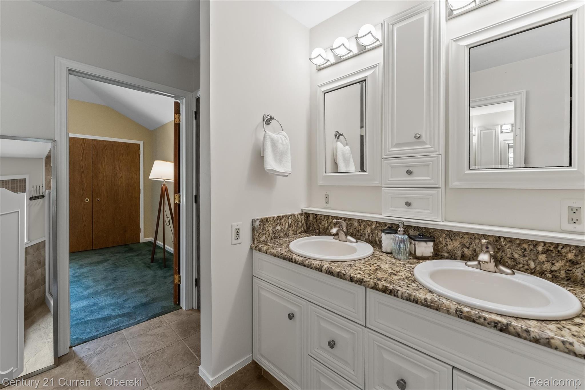 660 N Sheldon Road Property Photo 31
