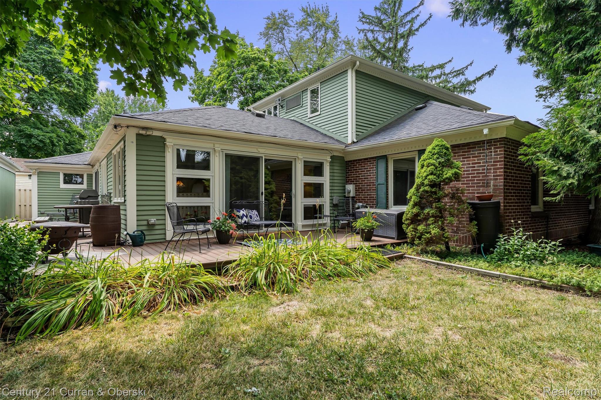 660 N Sheldon Road Property Photo 40