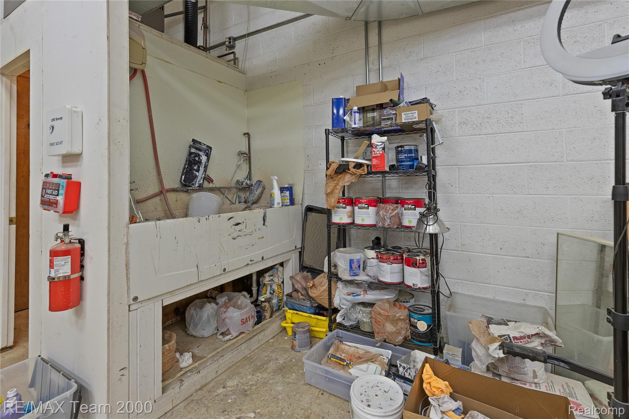 17170 Burgess Property Photo 13