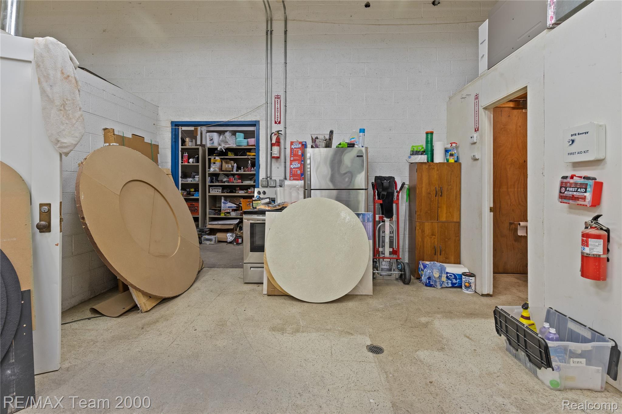 17170 Burgess Property Photo 14