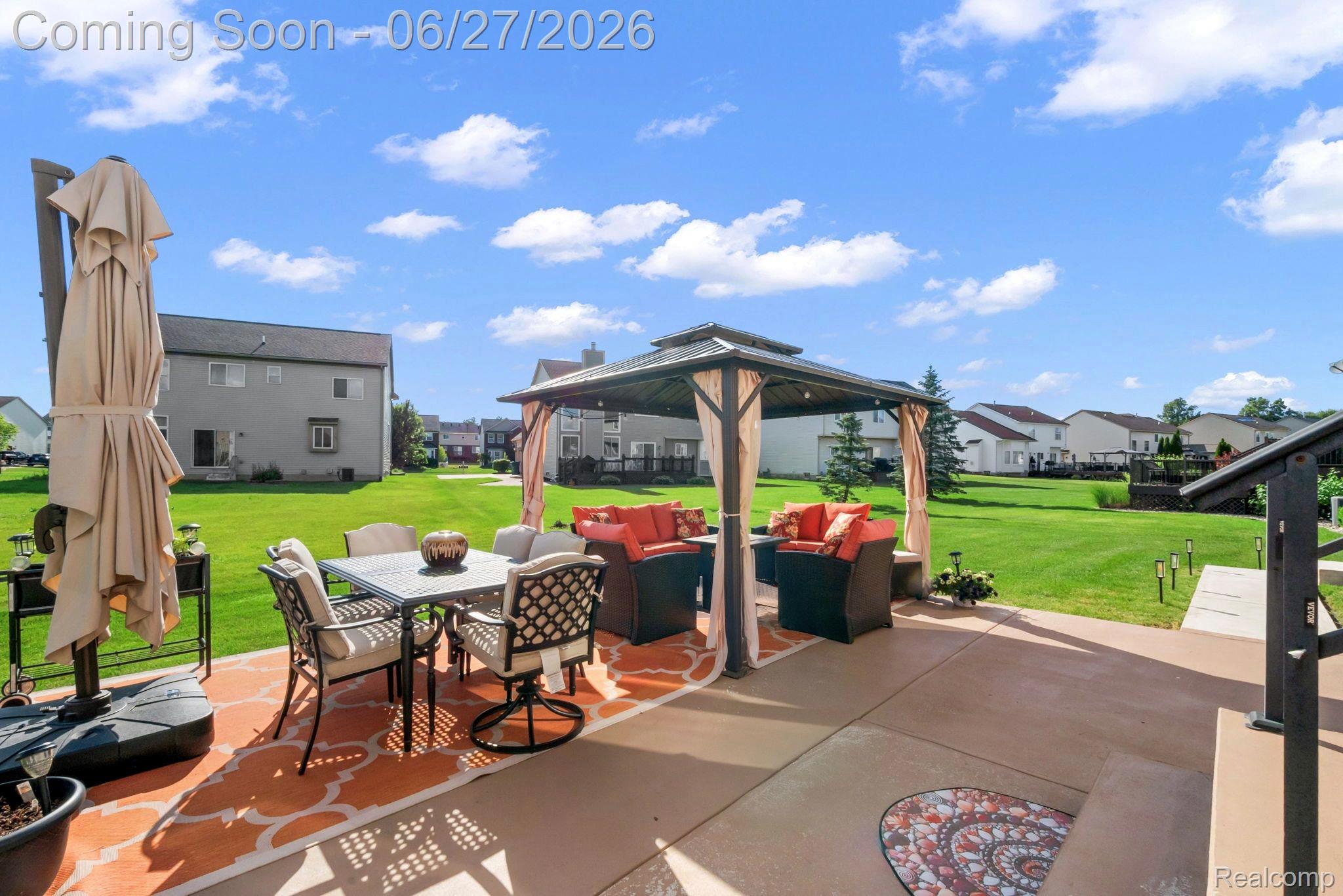 6552 Florence Lane Property Photo 7