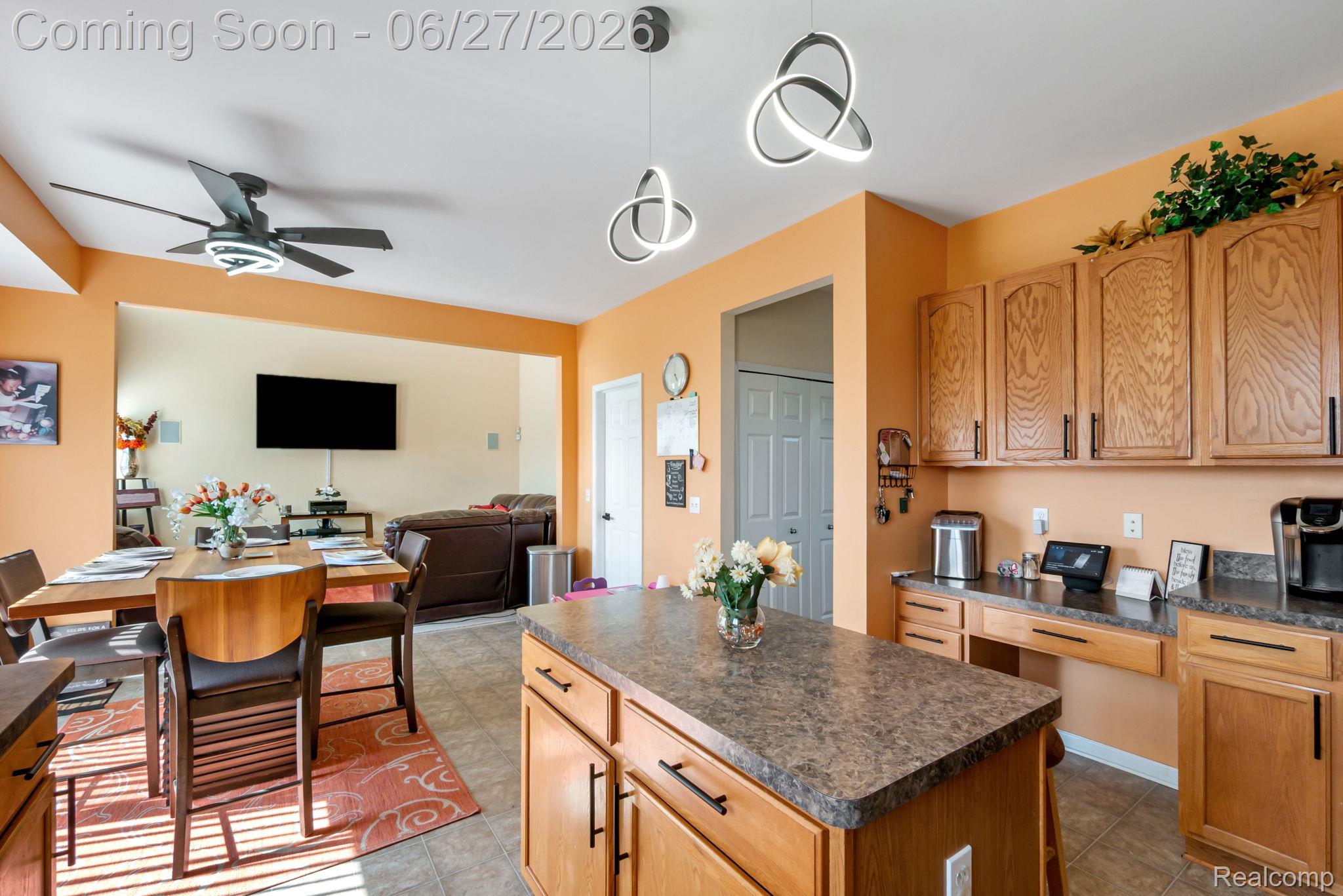 6552 Florence Lane Property Photo 18