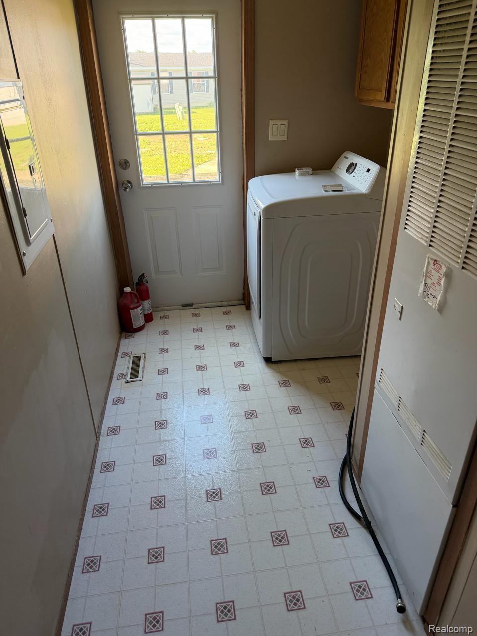 58904 Lily Court Property Photo 13