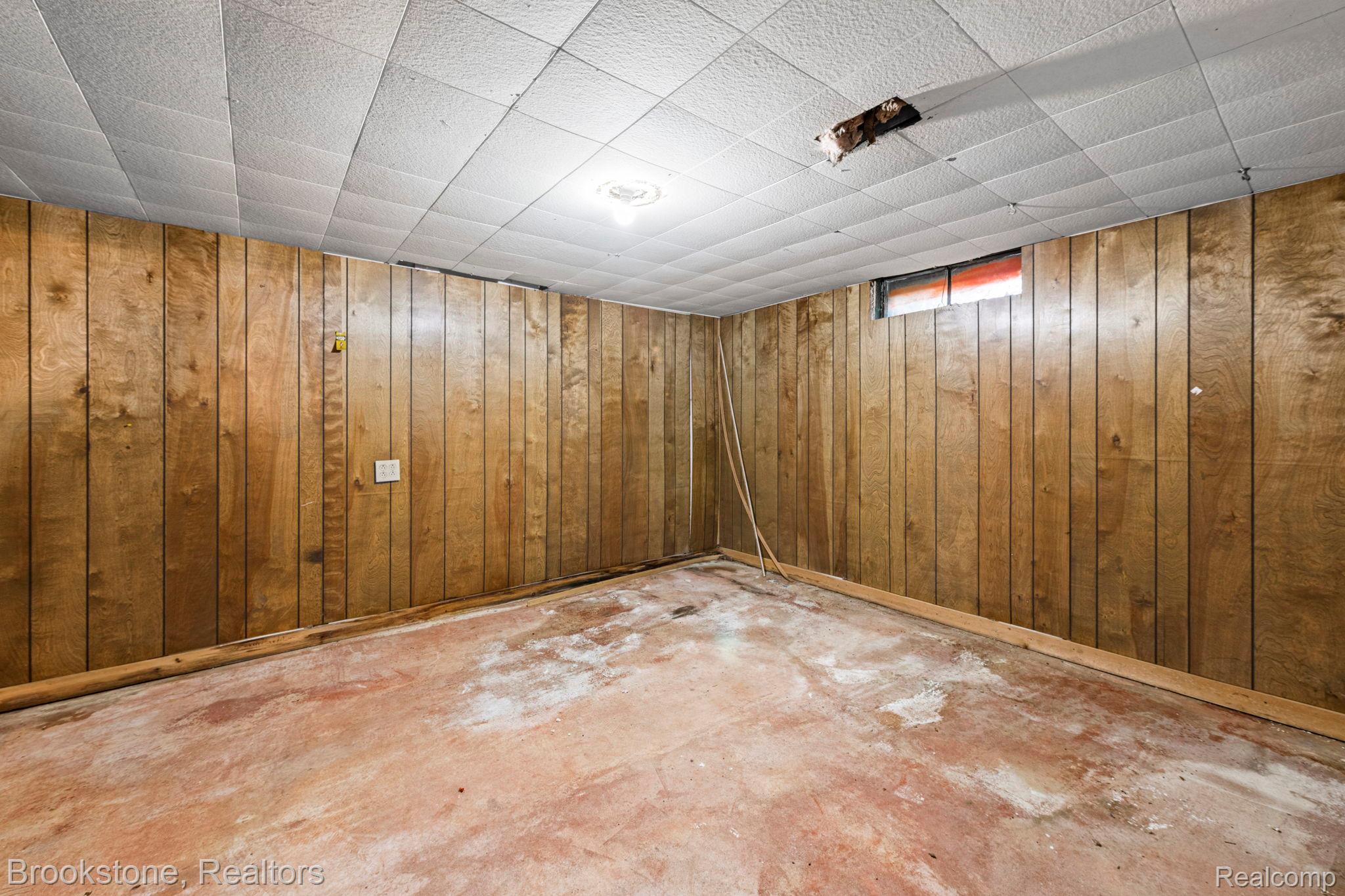 416 E Maple Street Property Photo 15
