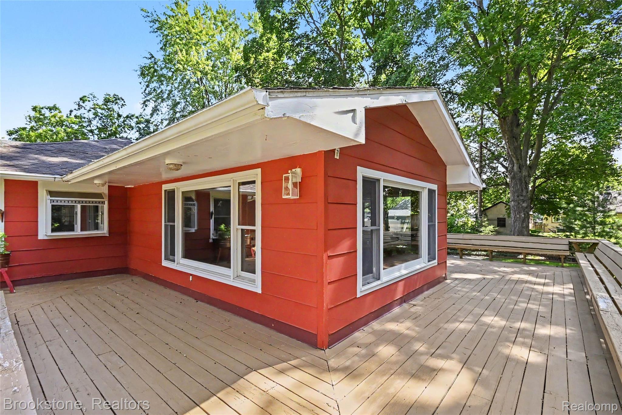 416 E Maple Street Property Photo 17
