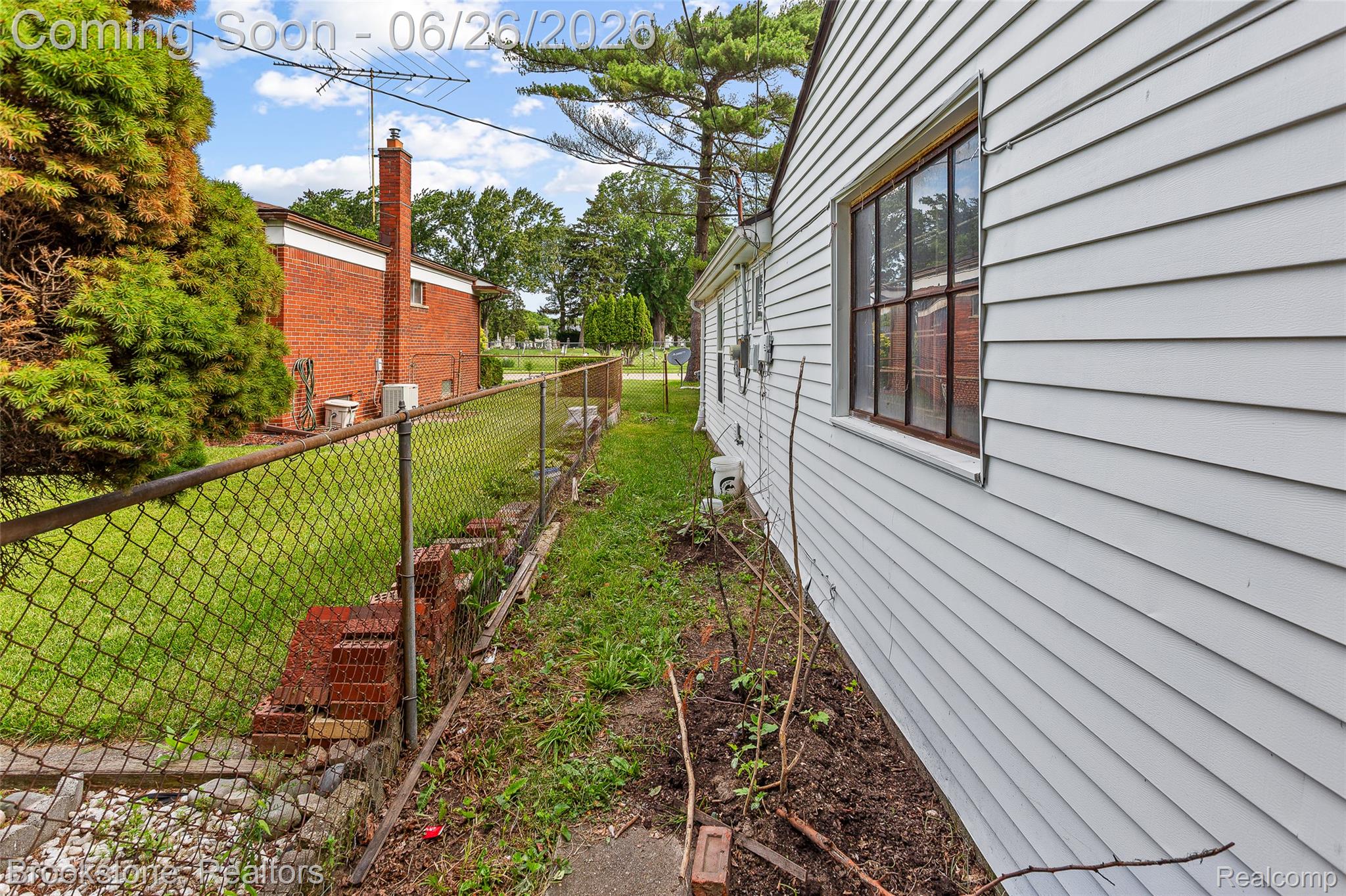 25141 Burt Property Photo 27