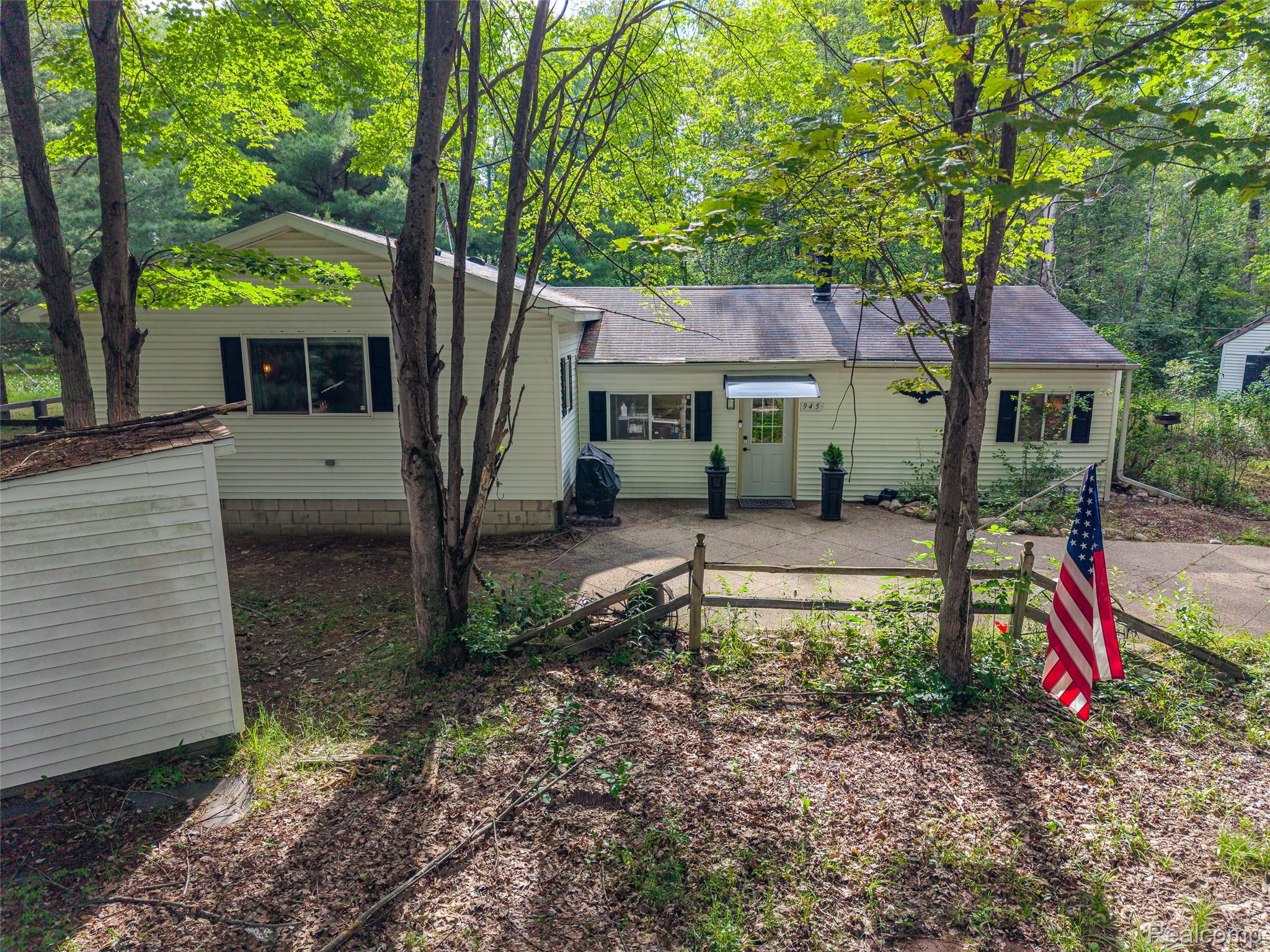 945 N Hockaday Road Property Photo 18