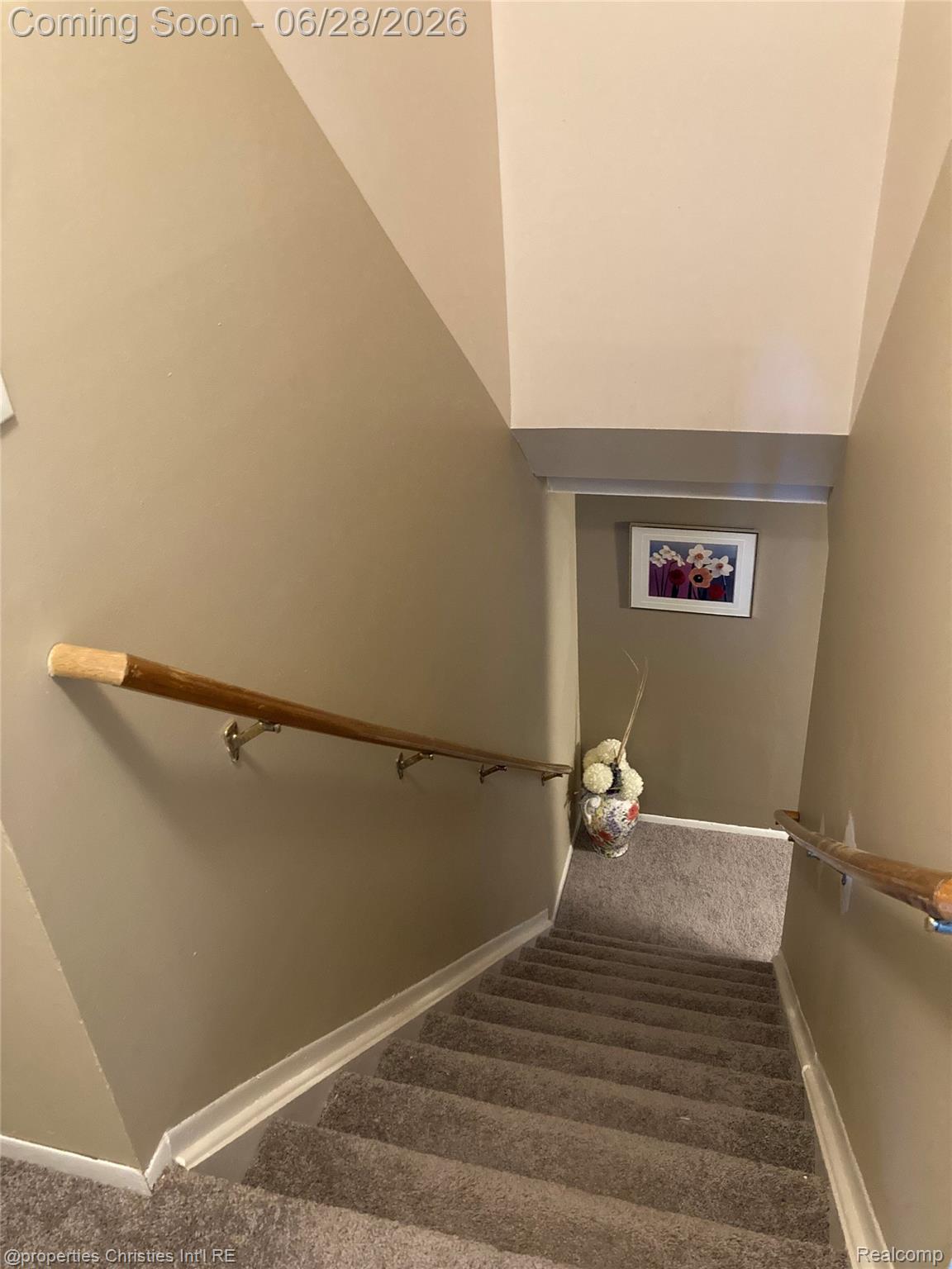 261 Charterhouse Drive Property Photo 14
