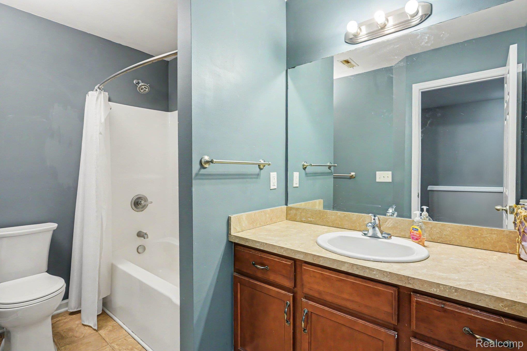 2234 Knotty Pine Trail Property Photo 13