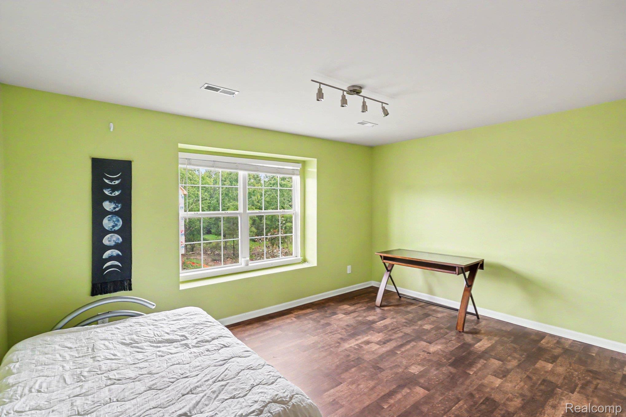 2234 Knotty Pine Trail Property Photo 14