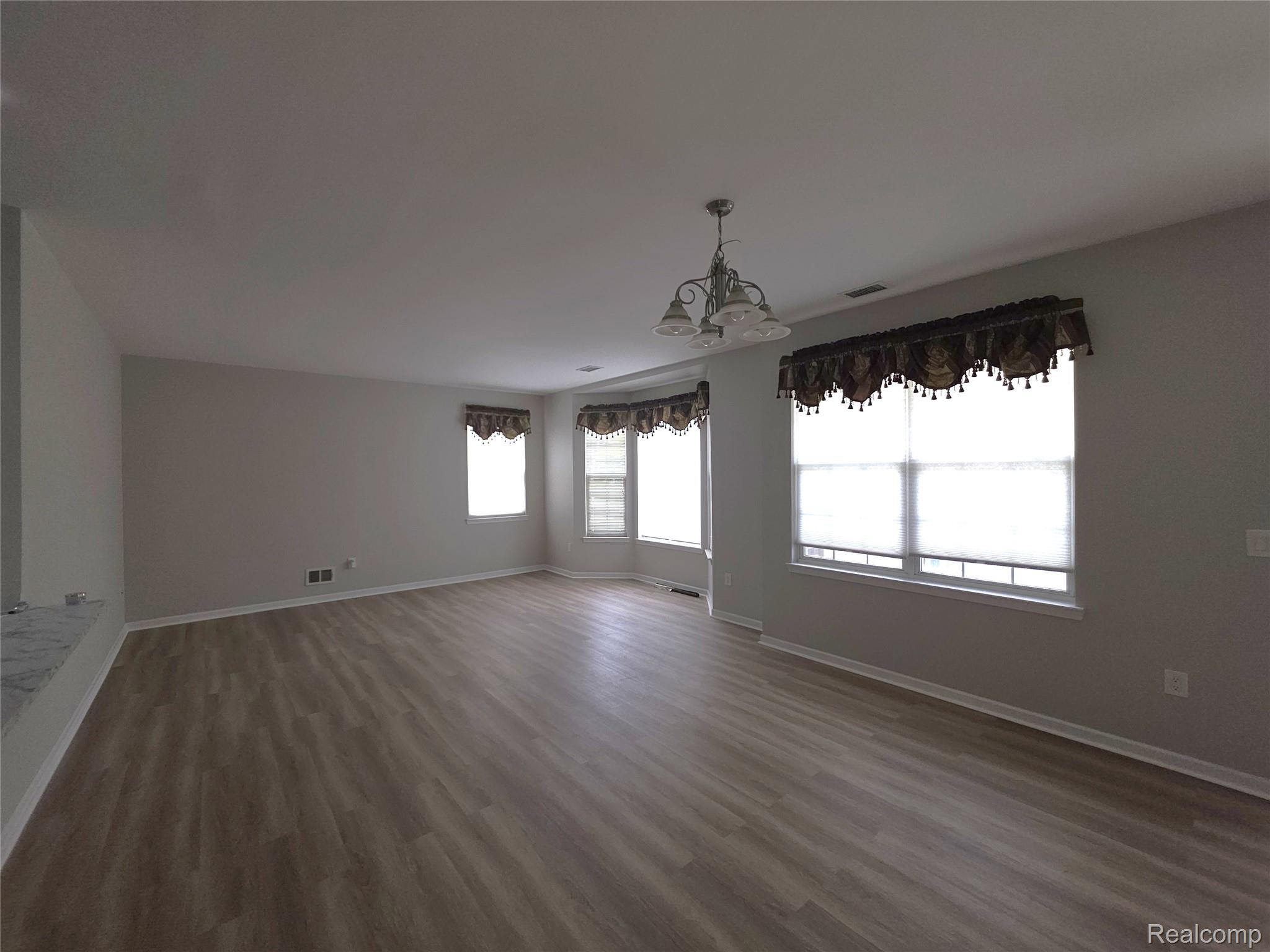 4065 Radcliff Drive Property Photo 28