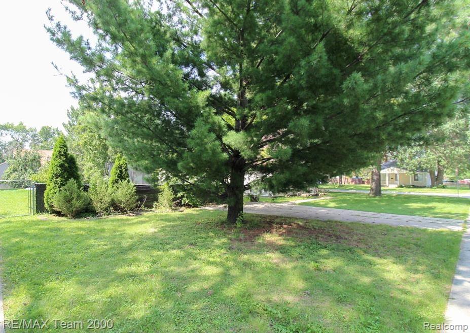 4612 Gertrude Property Photo 1