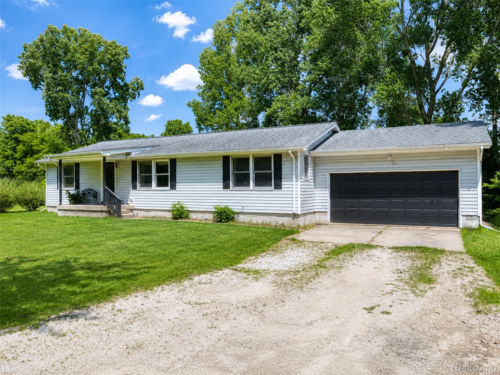 13129 Evelyn Court Property Photo 7