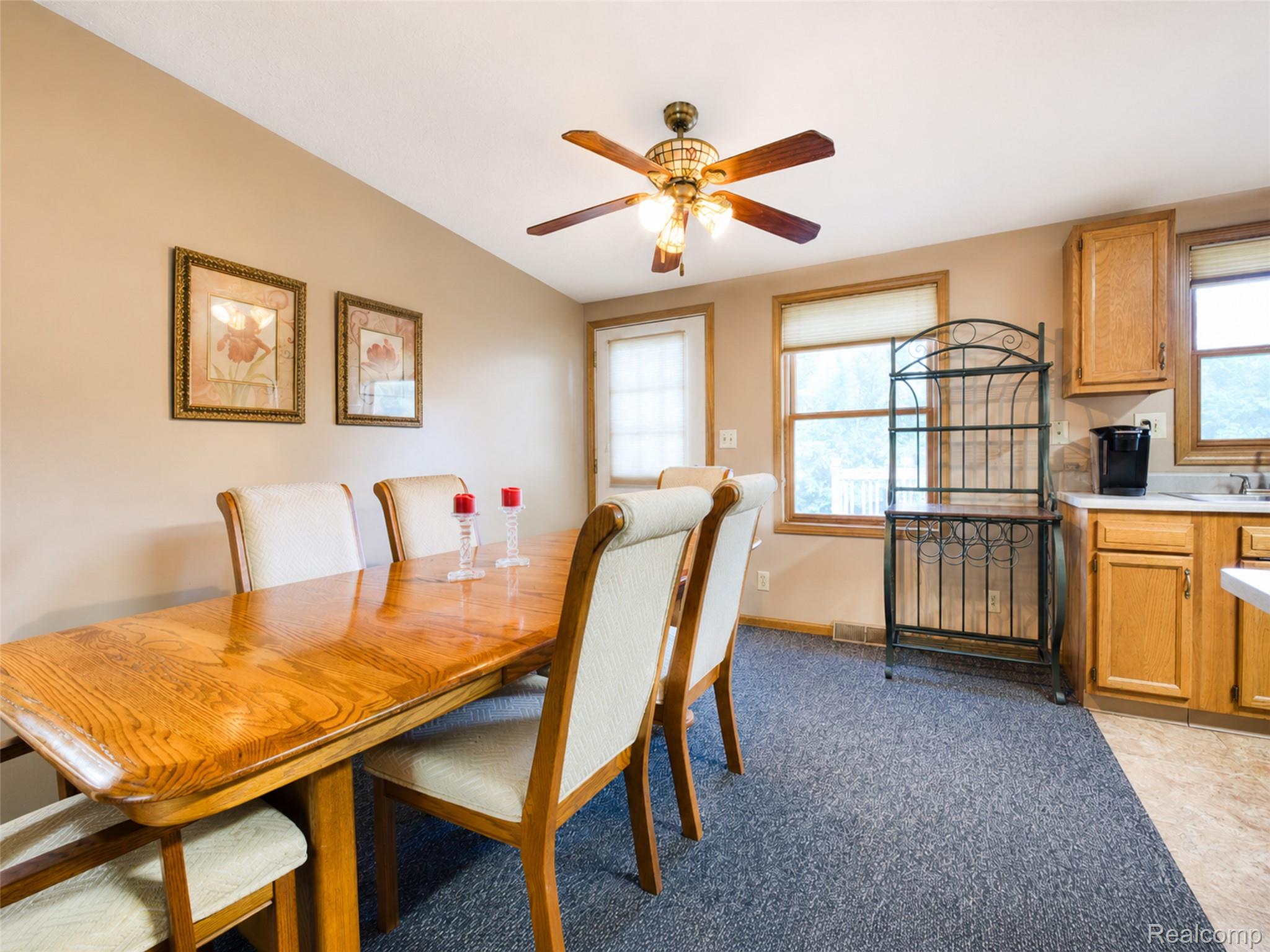 13129 Evelyn Court Property Photo 11