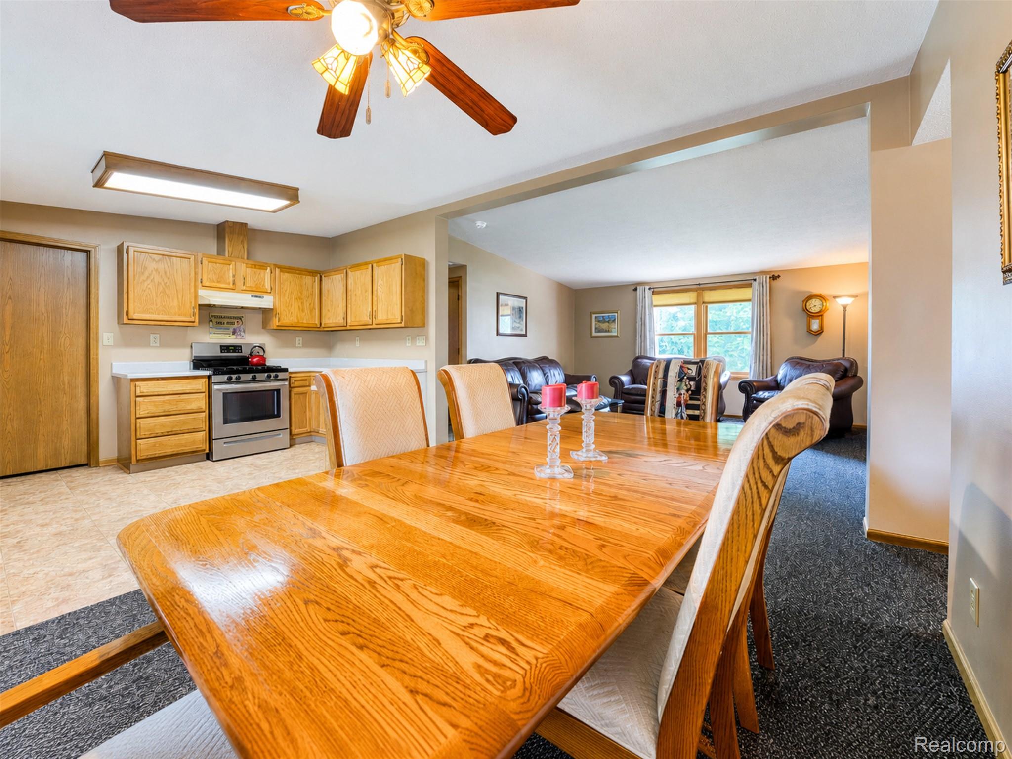 13129 Evelyn Court Property Photo 12