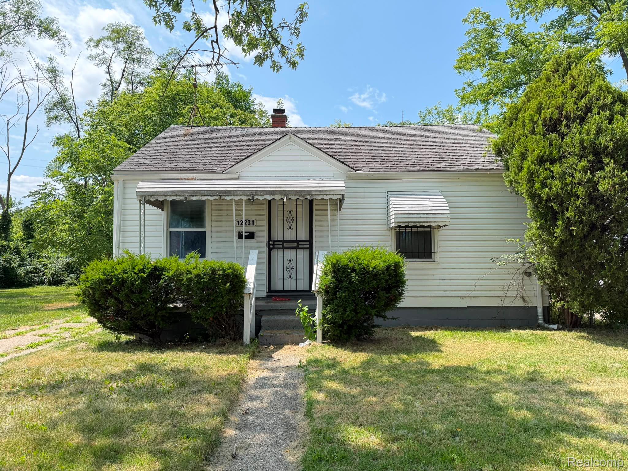 12231 Vaughan Street Property Photo 1