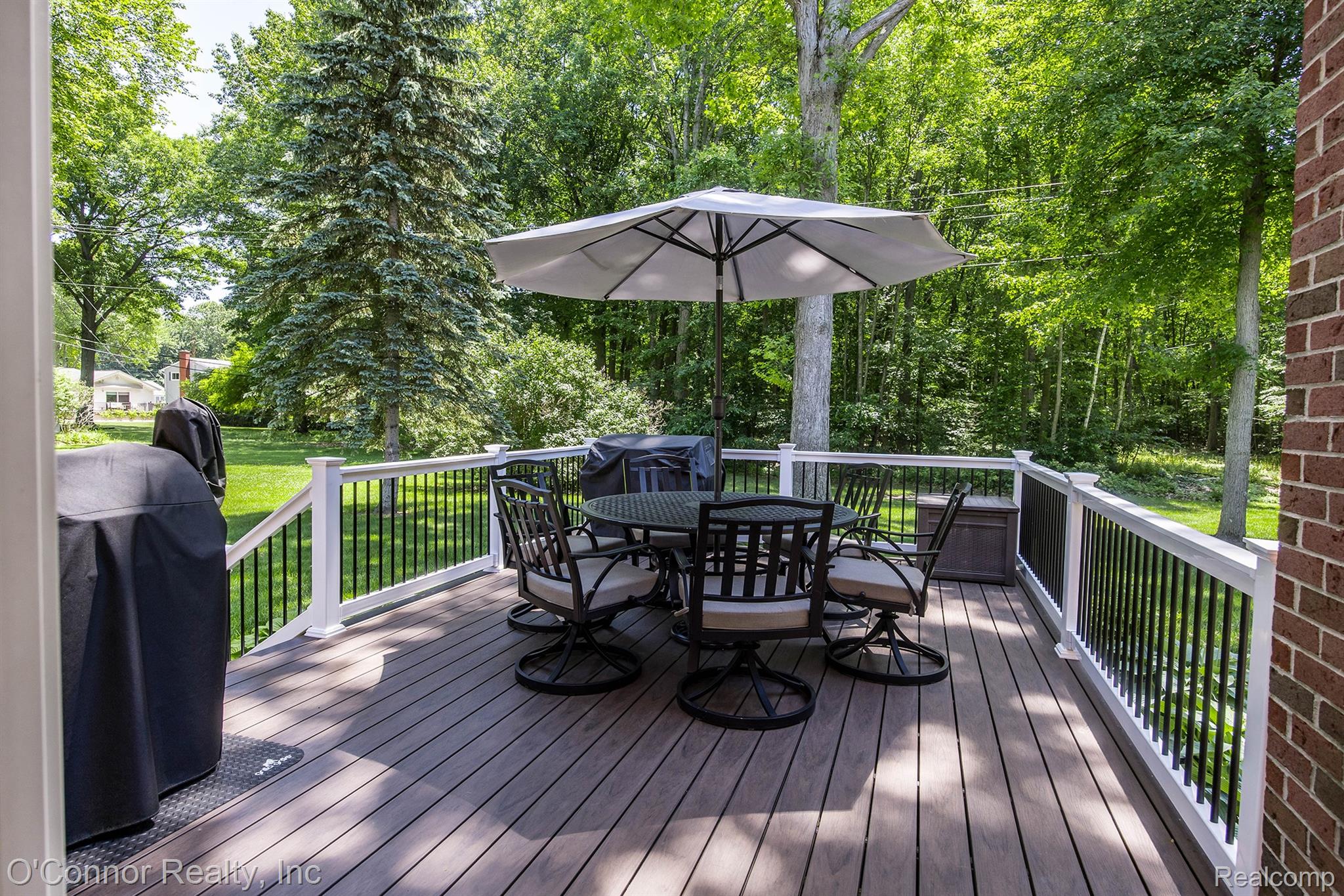 3239 Turnberry Property Photo 32