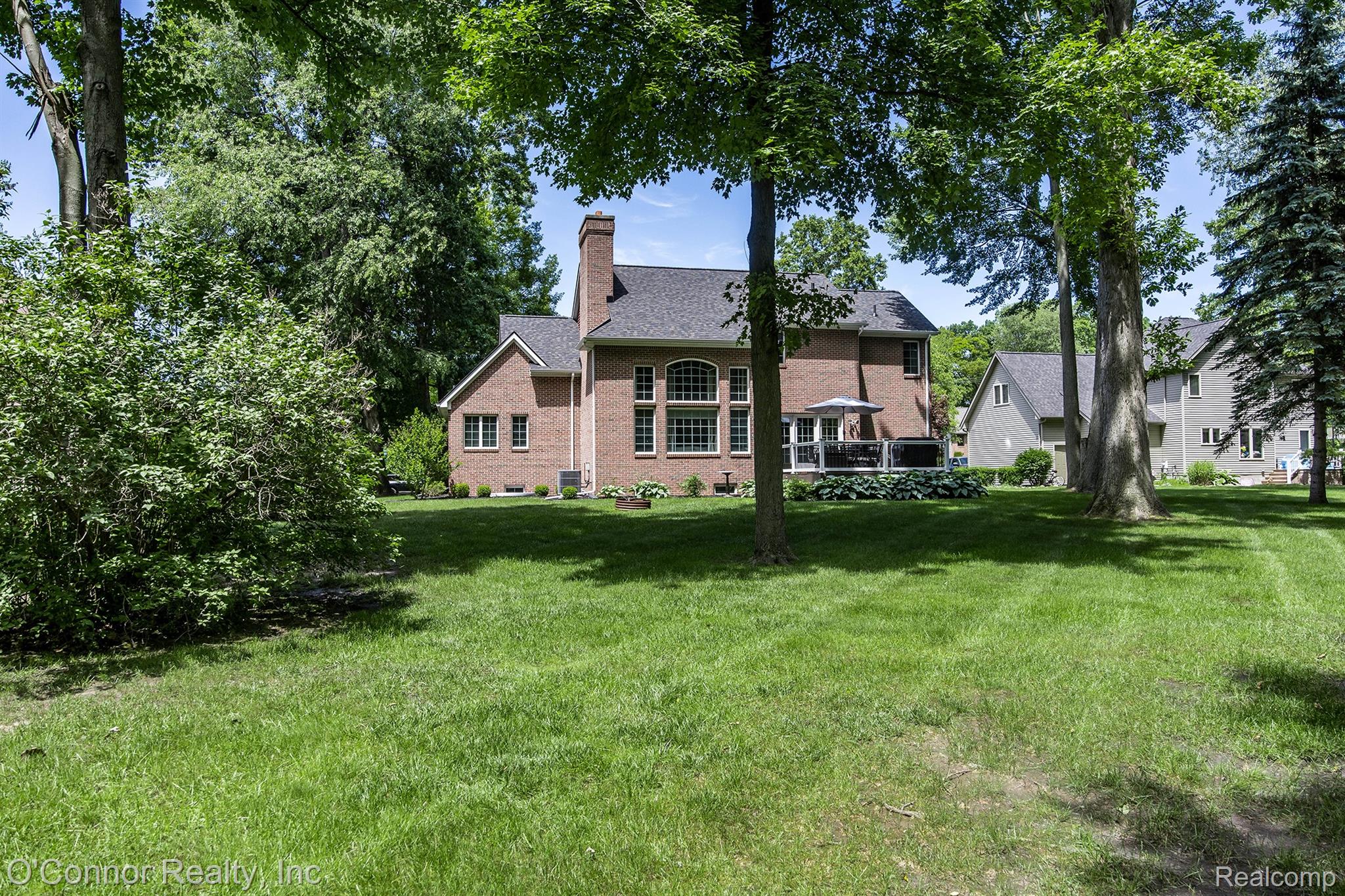 3239 Turnberry Property Photo 37